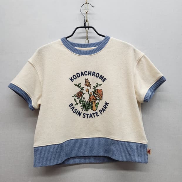 코닥 빅로고 디자인 크롭 반팔티 S(S)