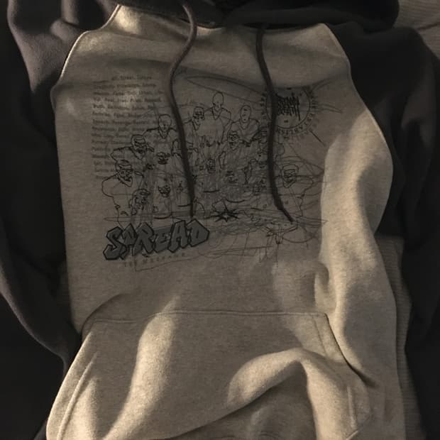 브라운브레스 후드티