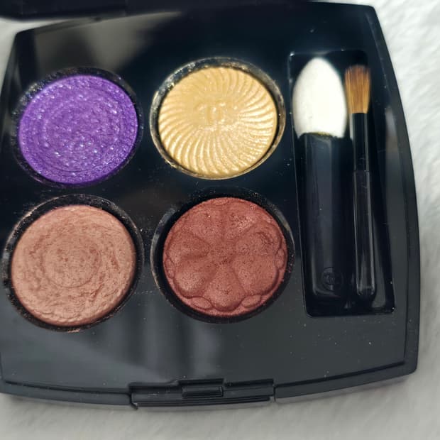 샤넬 뷰티  4구 팔레트