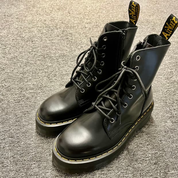 [260] 닥터마틴 제이든 블랙 8홀부츠 새제품 