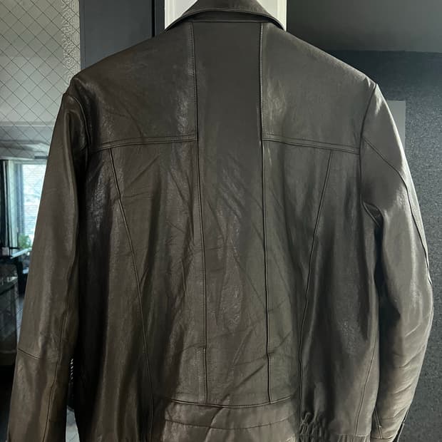 해칭룸 스티치 볼륨 레더 자켓 램스킨 다크브라운 3