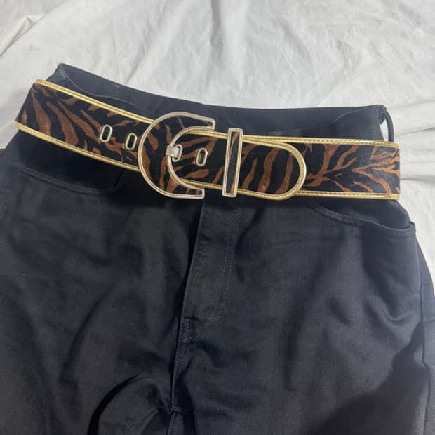 빈티지 애니멀 패턴 골드 라인 벨트