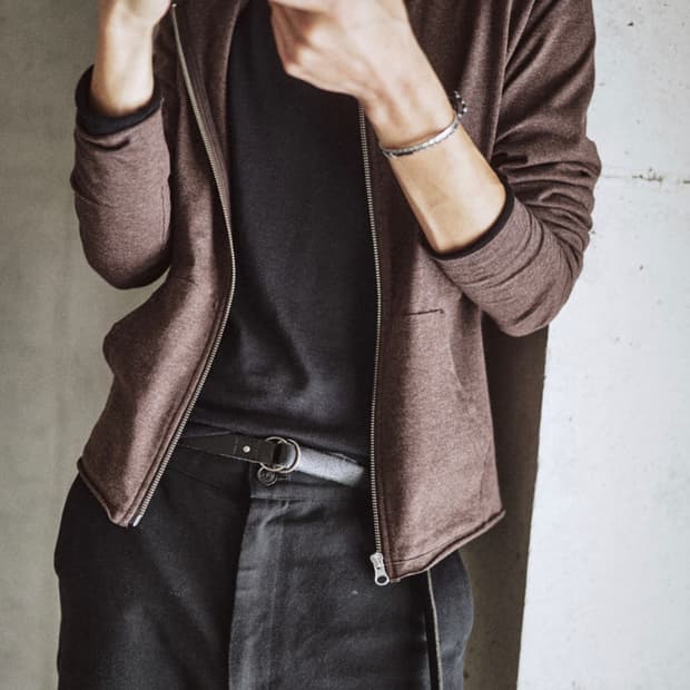 모노프리베 textured zip up-브라운 1사이즈