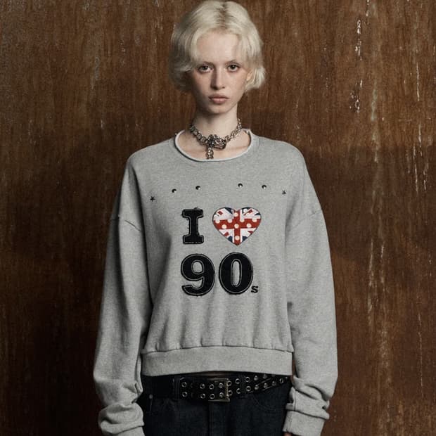 런던파퓸스아카이브 I LOVE 90S 닷 스웻셔츠