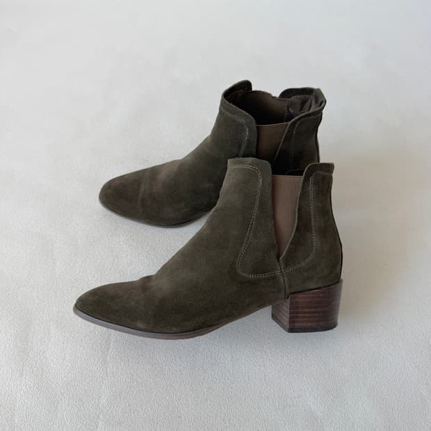 [250]Pre owned 스웨이드 첼시 부츠