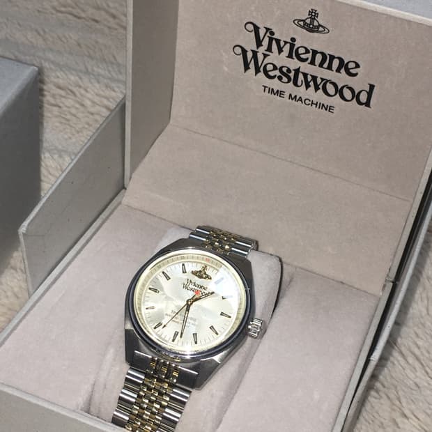 비비안웨스트우드 시계 풀박 