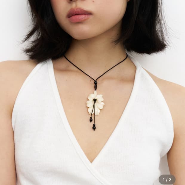 지지 목걸이 flower gemstone string necklace