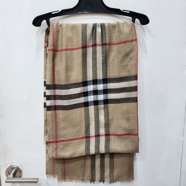 버버리 빅 카멜 체크 스카프