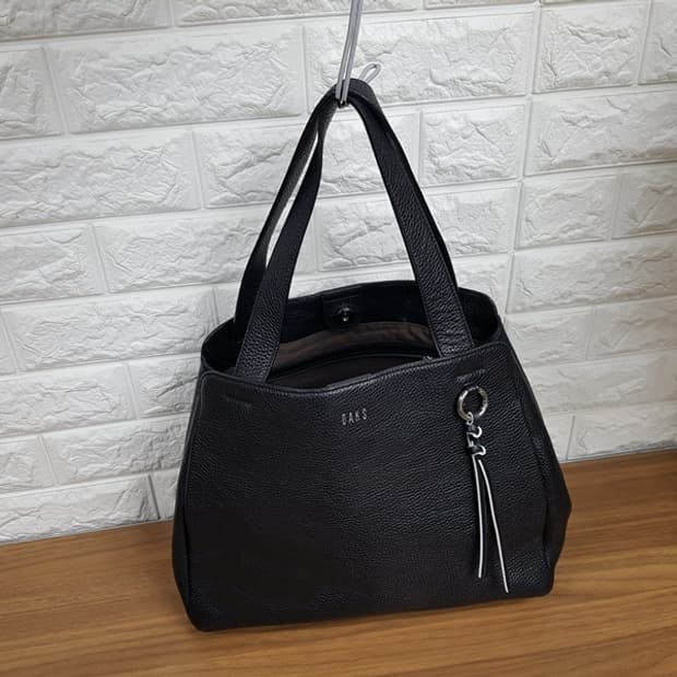 닥스 가죽 숄더백 DCBA5F523BK