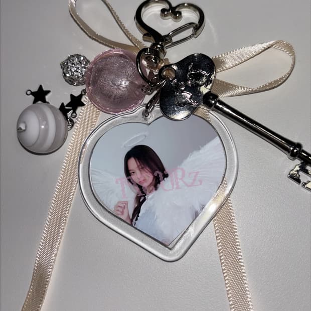 [ITSURz] angel keyring