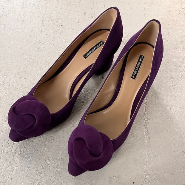 엠포리오 아르마니 퍼플 스웨이드 펌프스 37.5