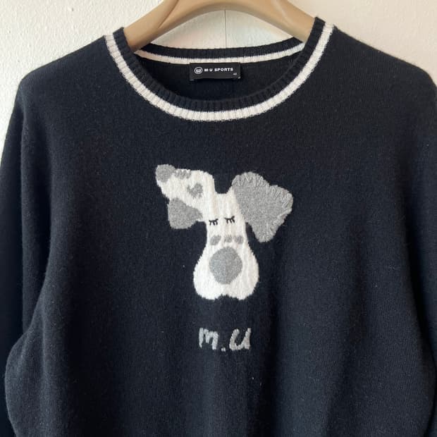 엠유스포츠 여성 블랙 캐시미어100니트 라운드니트