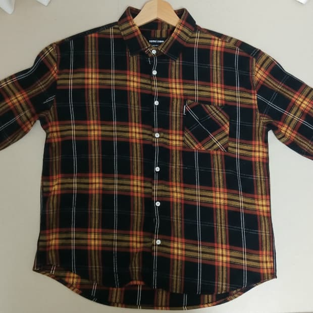 스디스콤마 체크 셔츠