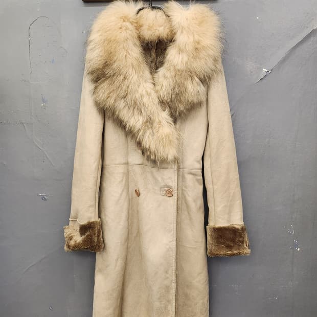 MCM스웨이드라쿤커코트