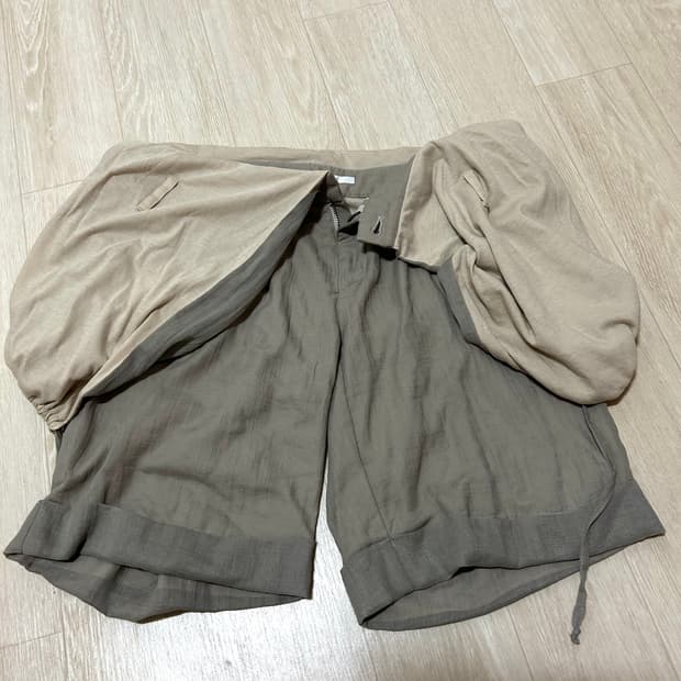 인챈트먼트 팬츠