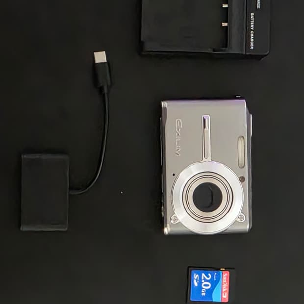 카시오 엑슬림 Casio Exilim EX-S500 실버