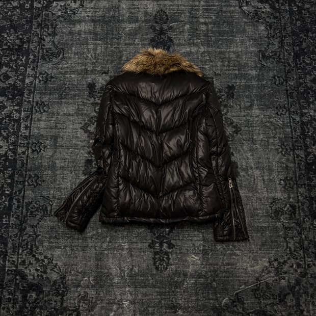 Varosh 00s zipper gimmick fur down jacke | 후루츠패밀리