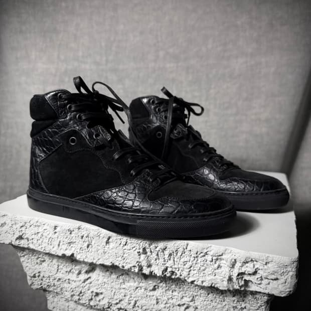 발렌시아가 croc high top sneakers