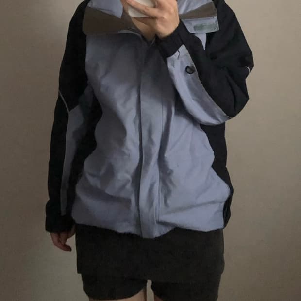 노스페이스 배색 바람막이