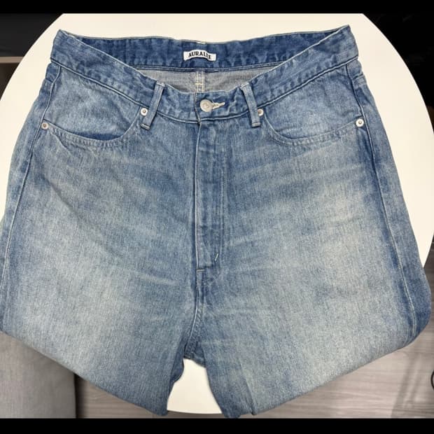 사이즈 4) 오라리 23fw 셀비지 페이디드 라이트 데님 라이트 인디고