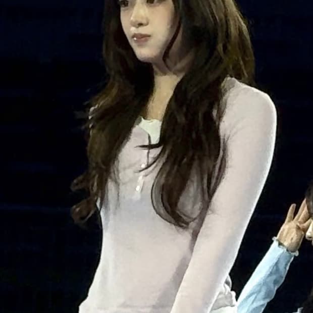 미드나잇무브 안유진 바지 S