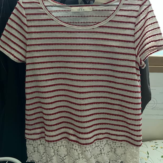 RED STRIPED T-SHIRT
