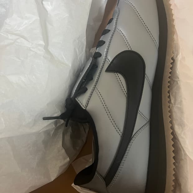 나이키 코르테즈 레더 se 새상품