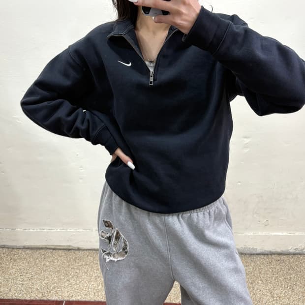 나이키 반집업 맨투맨