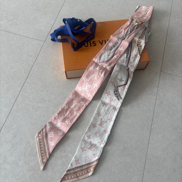 루이비통 방도 스카프 핑크 화이트