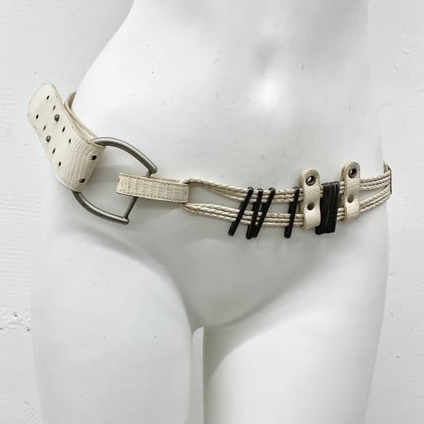 그런지 디테일 버클 벨트