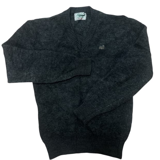 크로크다일 브이넥 니트