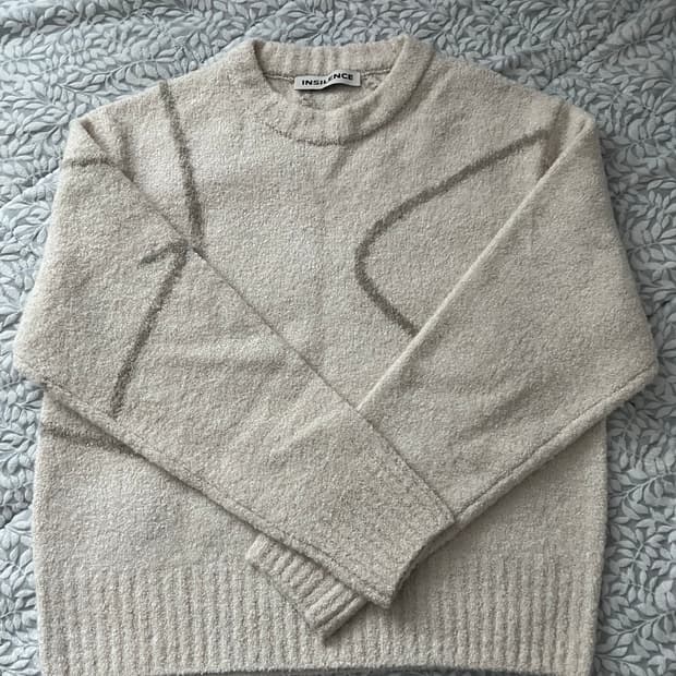 인사일런스 우먼 드로잉 니트 풀 오버 IVORY