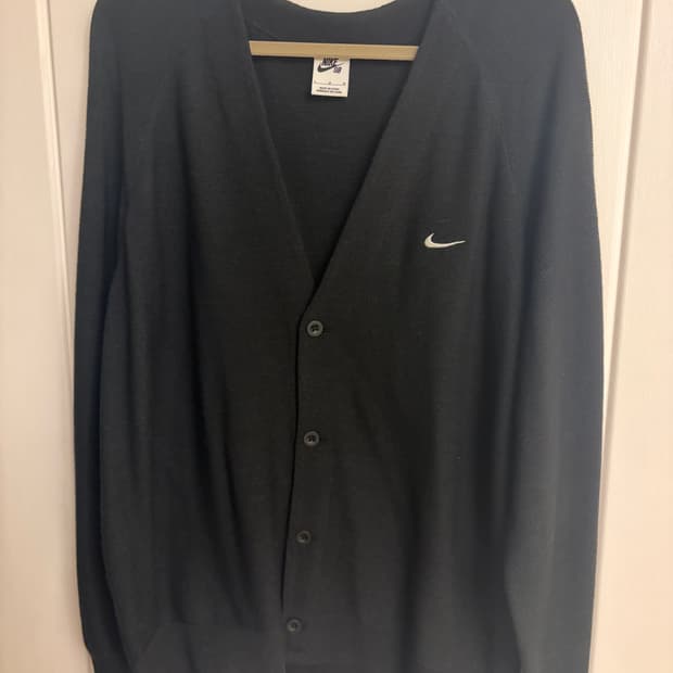 나이키 SB 가디건 블랙
