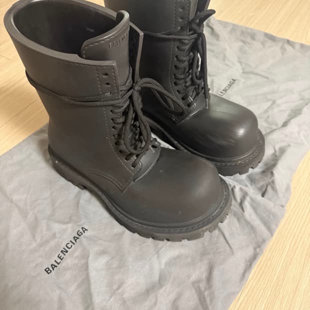 발렌시아가 스테로이드 부츠 41size