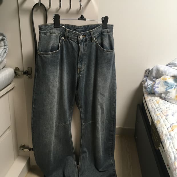 Zara Relaxed Barrel fit