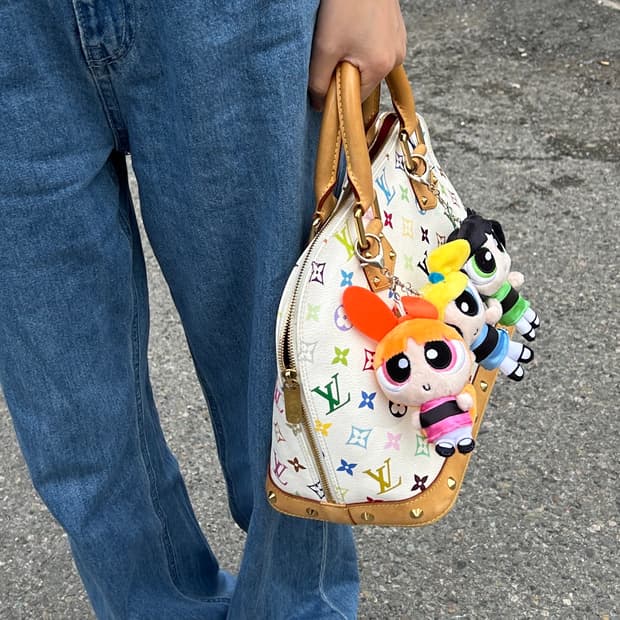 루이비통 무라카미 다카시 알마백