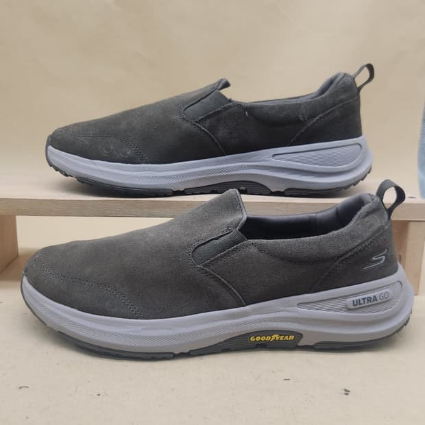 스케쳐스 고워크 남성 슬립온 남성운동화 265
