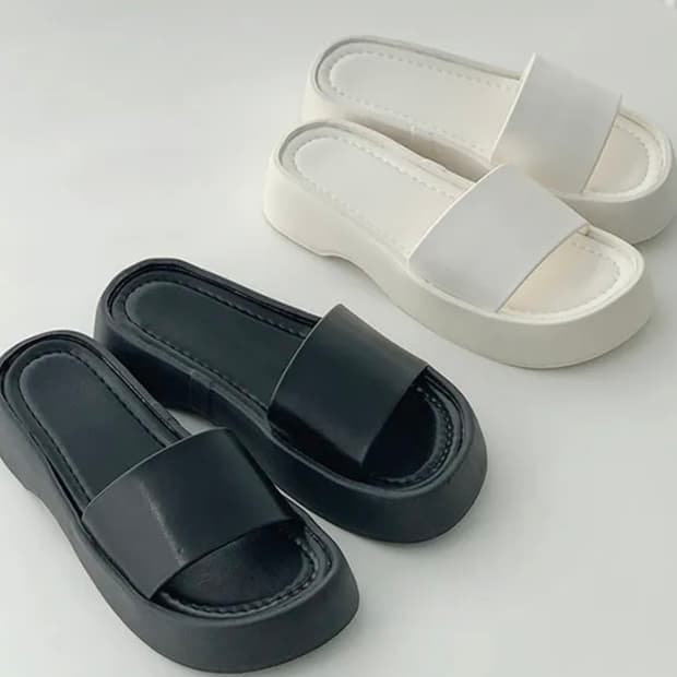 에이블리 캐주얼 통굽 슬리퍼 여름신발 지그재그브랜디쉬인