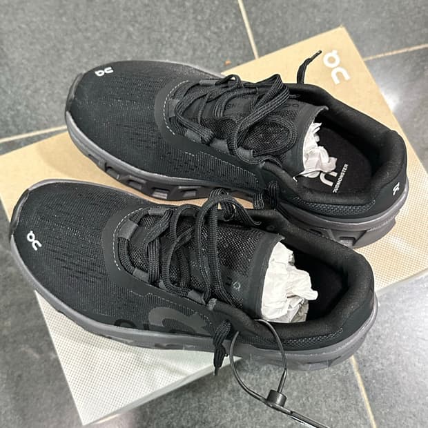 온러닝 클라우드 블랙마그넷(225)