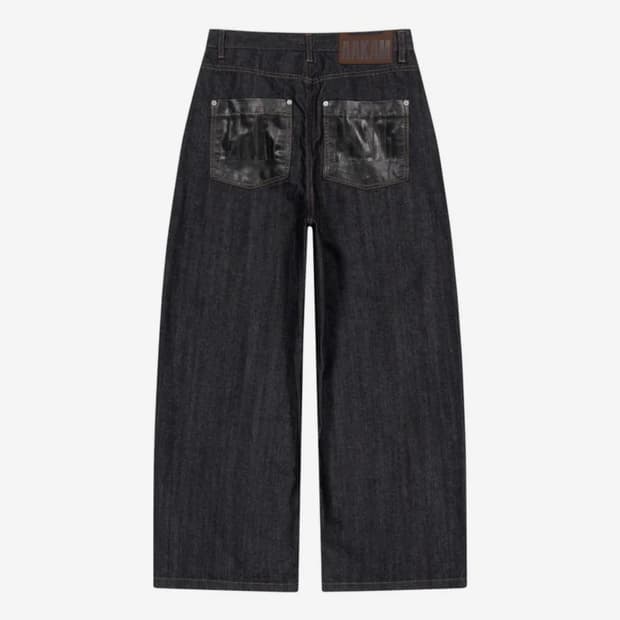 아캄 Leather Patch Denim Pants (Black)