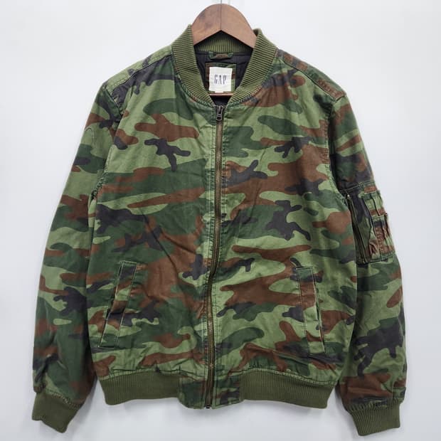 갭 카모 항공점퍼
