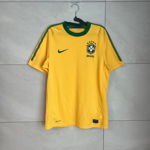 나이키 10-11 브라질 축구 국가대표팀 유니폼 노마킹 [S/95]