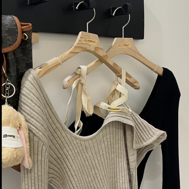 글로니 아이사 니트 glowny isa asymmetrical knit