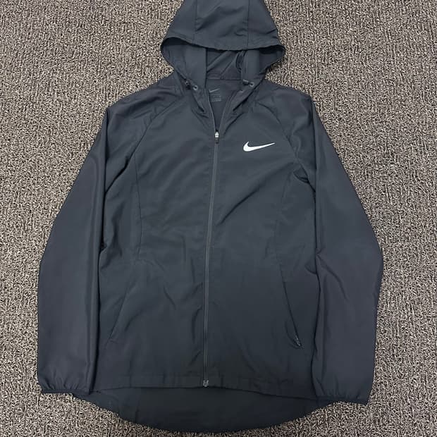 NIKE 나이키 기능성 여성 바람막이 후드집업 운동복 블랙 S