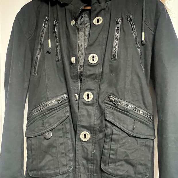 인더아틱 퍼패딩자켓