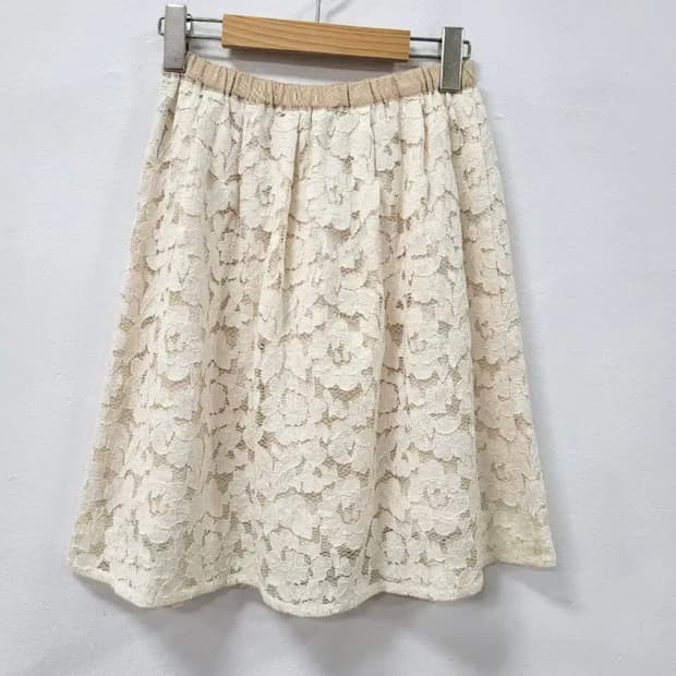 kumikyoku 스나계 미디 레이스 스커트 /라떼갸루로걀달천