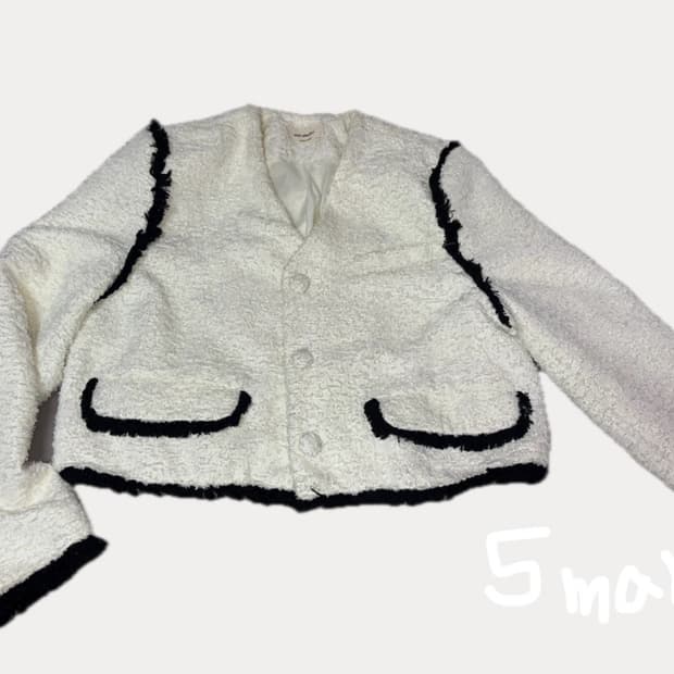 Our studio 크롭 자켓