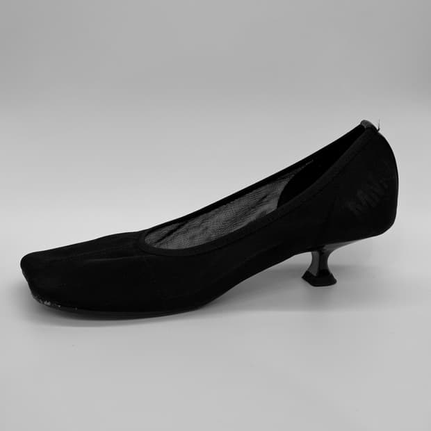 MM6 마르지엘라 블랙 메쉬 힐 235