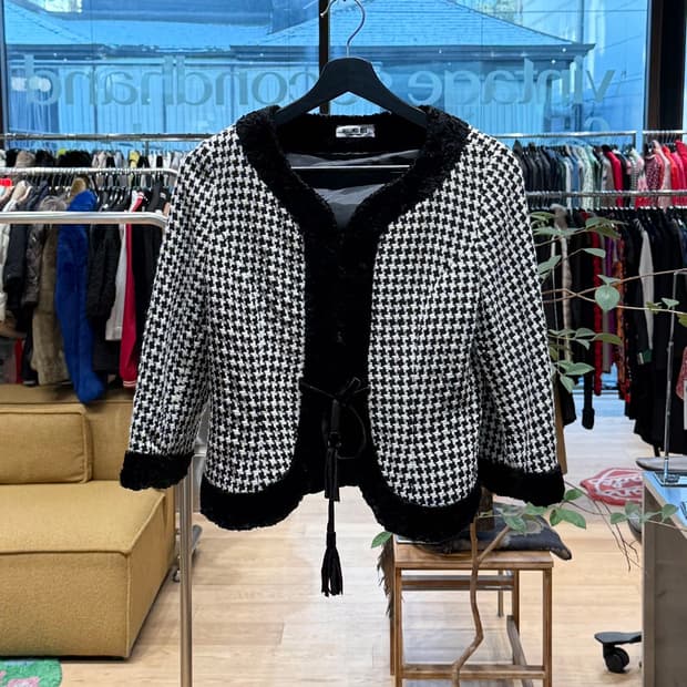 히로코 비스 블랙 하운드투스 자켓 