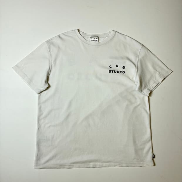 아이앱스튜디오 빅로고 베이직 반팔 티셔츠 PN8600